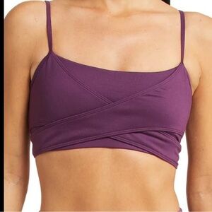 alo yoga bra